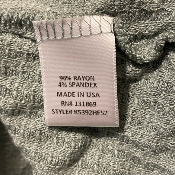 Honey & Sparkle Shirt Women’s Sweater Size M Crop Top Green LongSleeve‎ - Picture 6 of 7